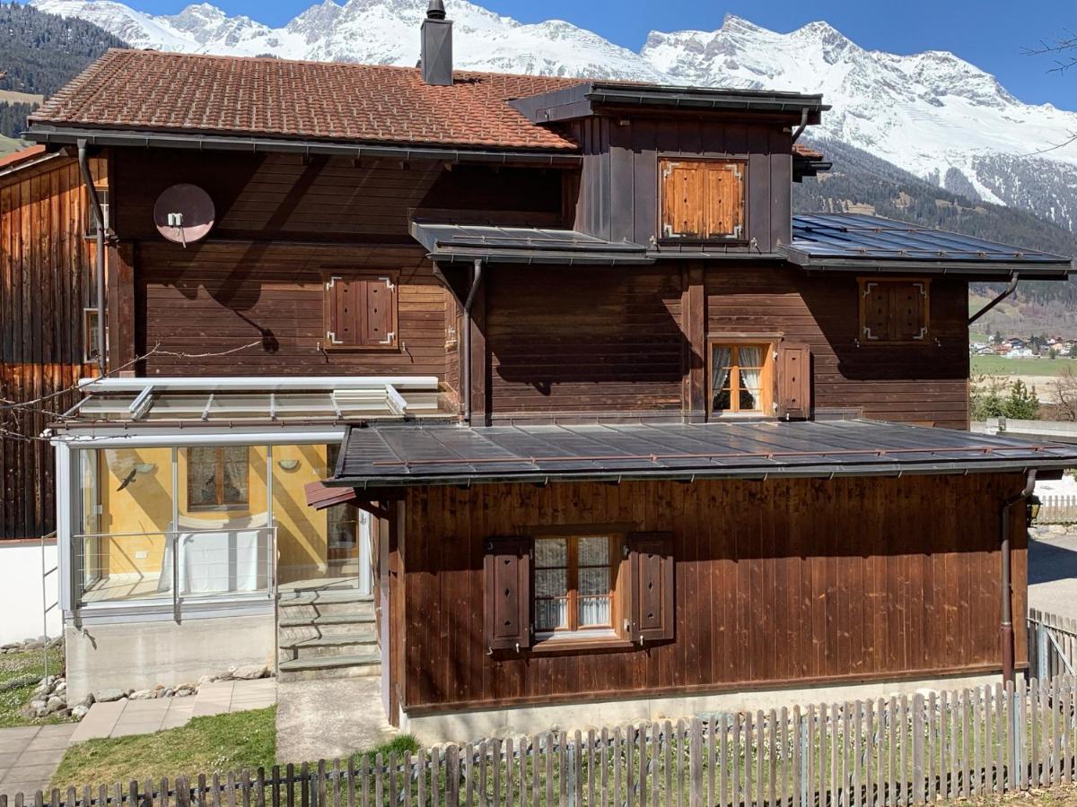 Casa Steilalva - Grosszuegiges Chalet Fuer Erholsamen Familienurlaub Surrein 외부 사진
